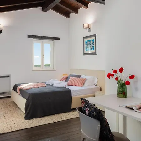 Grando Ii Villa Kanfanar